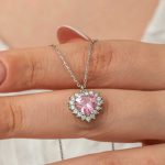 gumus-pembe-tasli-kalp-kadin-kolye-pt110050873-kalpli-kolyeler-gumush-52260-88-B